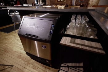 front angle NEO machine Manitowoc Ice